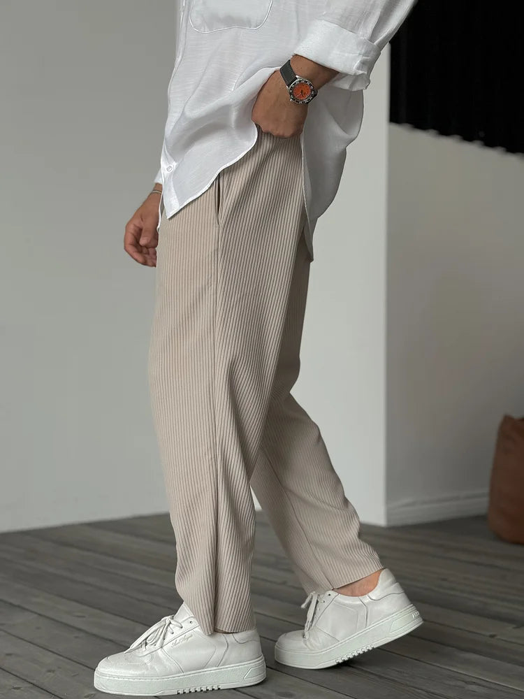 Tendenza | Pantaloni Eleganti e Raffinati per Ogni Occasione