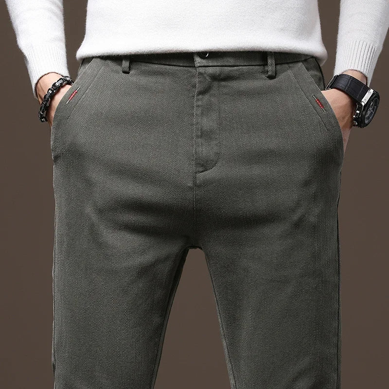 Tendenza | Pantaloni Slim Elasticizzati per Stile e Comfort