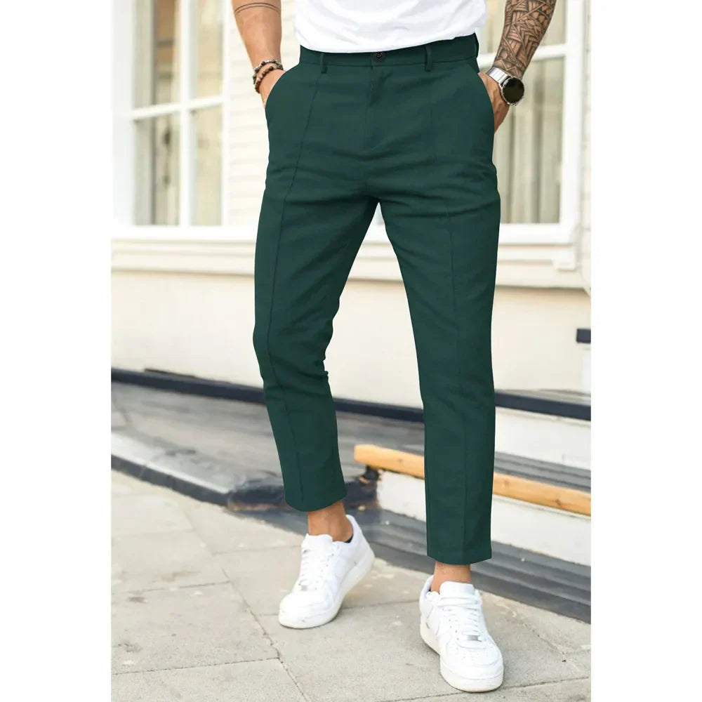 Tendenza | Pantaloni Slim Eleganti per un Look Raffinato