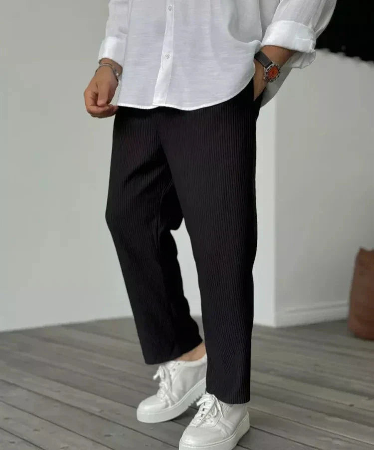 Tendenza | Pantaloni Eleganti e Raffinati per Ogni Occasione