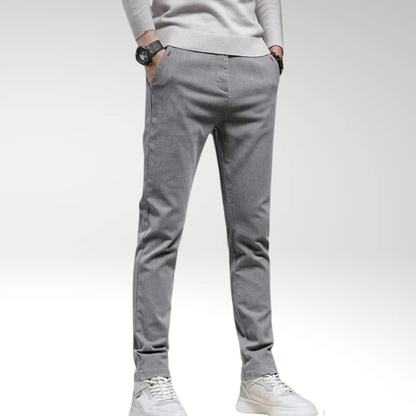Tendenza | Pantaloni Slim Elasticizzati per Stile e Comfort