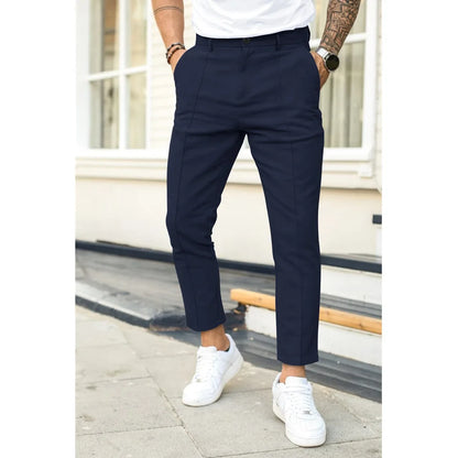 Tendenza | Pantaloni Slim Eleganti per un Look Raffinato